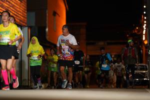 BIB: 120
                            <button type="button" onclick="openModal(21743276)" class="btn btn-primary btn-sm float-right btn-popup" data-toggle="modal" data-target=".modal-high-quality">
                        <i class="fas fa-shopping-cart"></i> Add to Cart
                    </button>
                                            <button type="button" onclick="isThisMe(21743276, true)" class="btn btn-success btn-sm float-right btn-popup btn-isme hidden" data-toggle="tooltip" data-placement="bottom" title="นี่คือรูปของคุณใช่ไหม คลิกที่นี่เพื่อเอาเข้าอัลบั้ม">
                        <i class="fas fa-plus"></i> Add to album
                    </button>
                    <button type="button" onclick="isThisMe(21743276, false)" class="btn btn-warning btn-sm float-right btn-popup btn-isnotme hidden">
                        <i class="fas fa-ban"></i> Remove from album
                    </button>